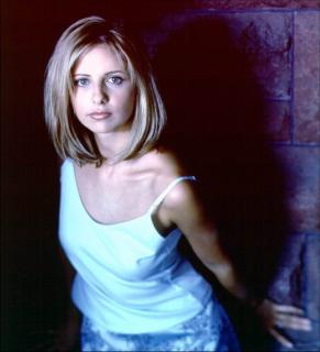 Sarah Michelle Gellar [699x768] [59.6 kb]