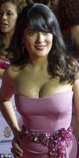 Salma Hayek [306x612] [33.18 kb]