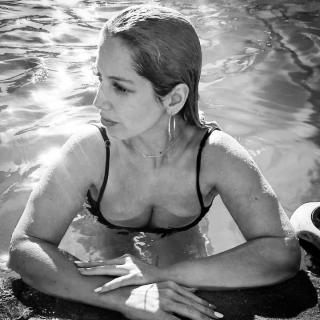 Maria Celeste Ponce in Bikini [720x720] [101.35 kb]