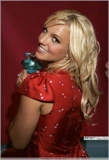 Britney Spears [697x1024] [80.7 kb]